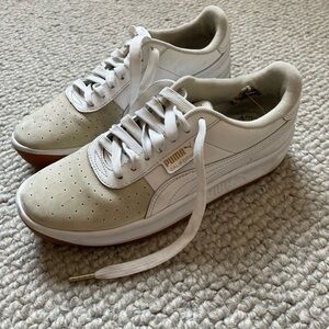 Puma Cream and White Casual Sneakers